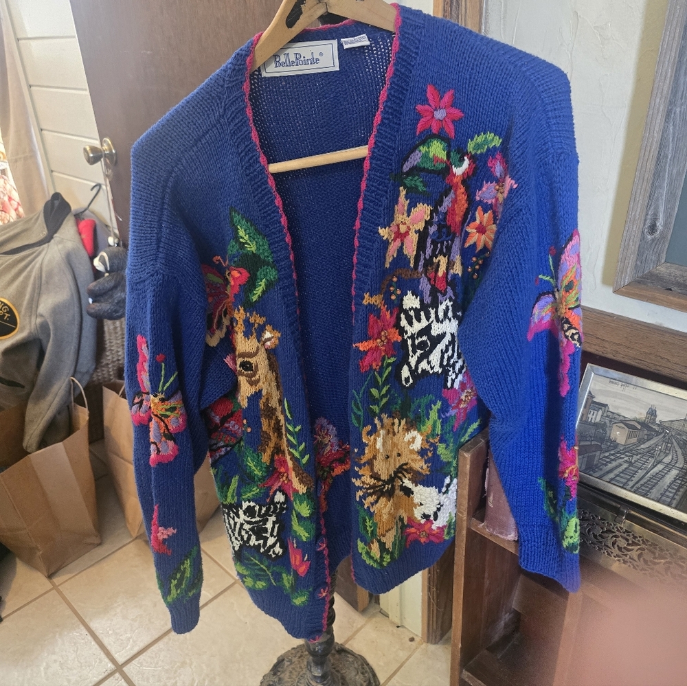 Vintage BluePoint  Multicolor Floral Cardigan